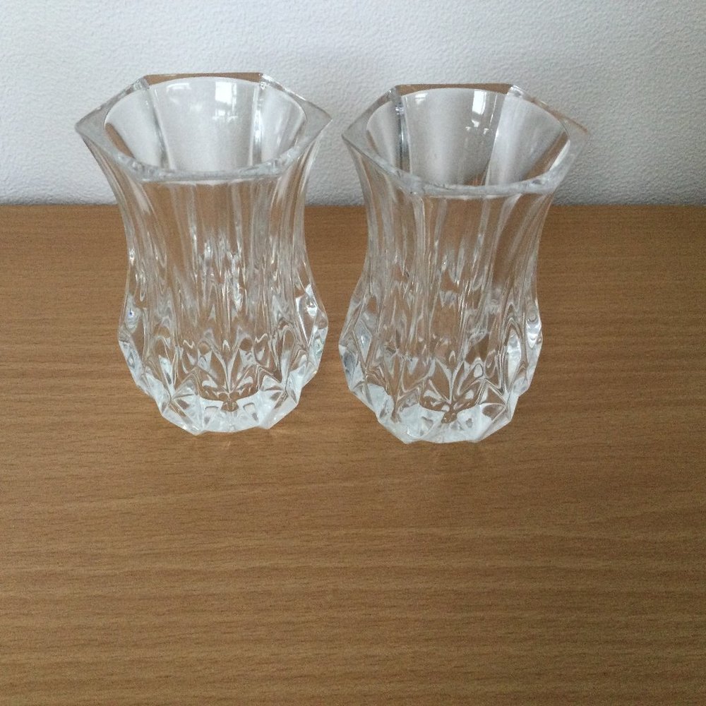 two mini glass vases 8cm tall diamond pattern hexagonal shaped mouth